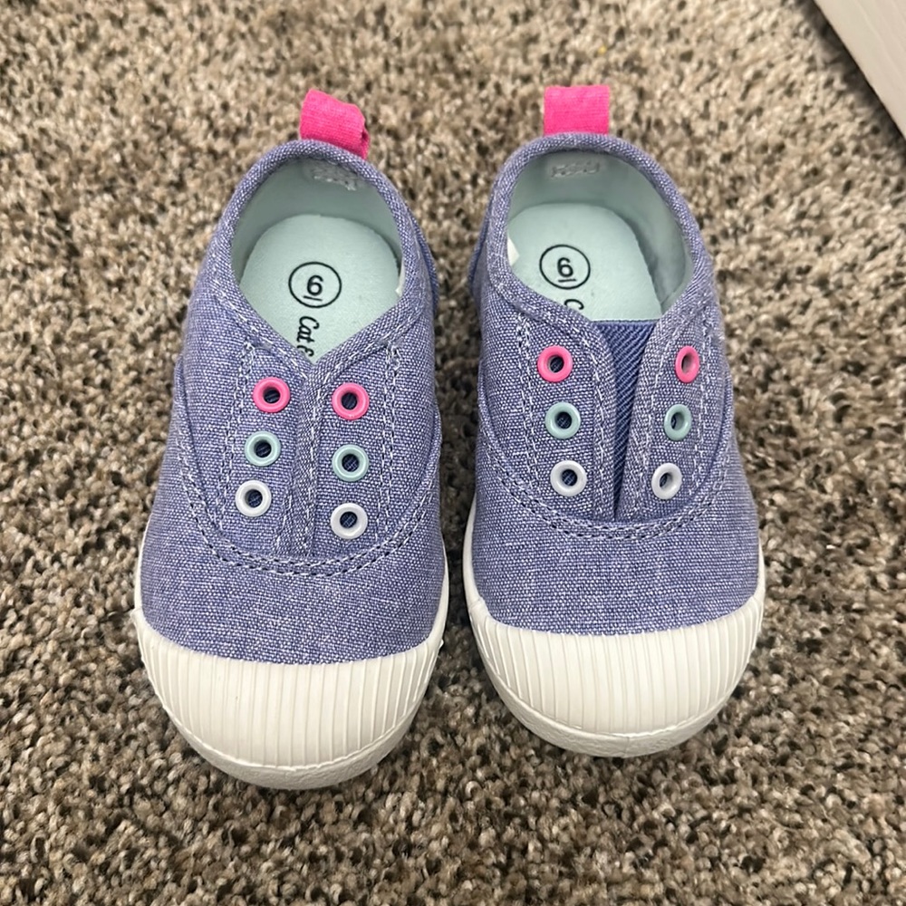 Brand new Toddler shoes size 6